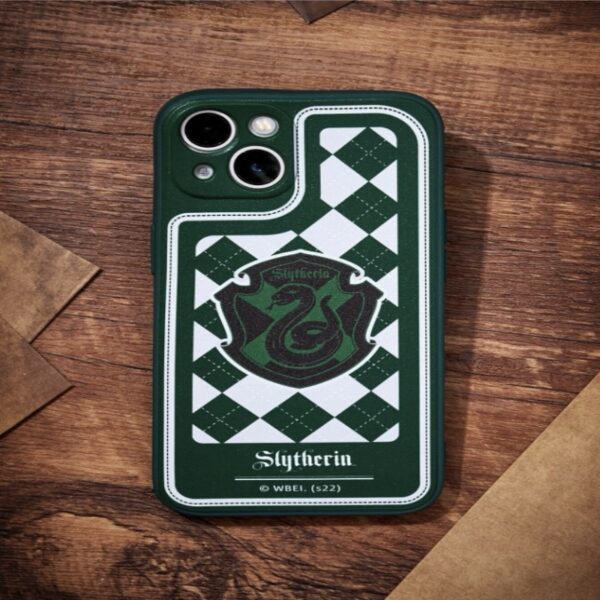 Funda Iphone 13 Verde Casa Slytherin