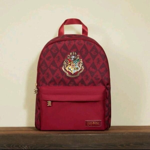 Mochila Roja Estampado Hogwarts - Imagen 3