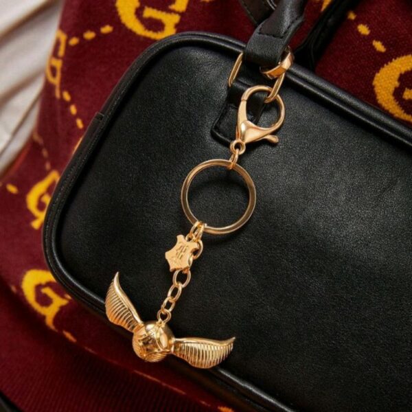 Llavero Snitch Dorada Dije Hogwarts - Imagen 2