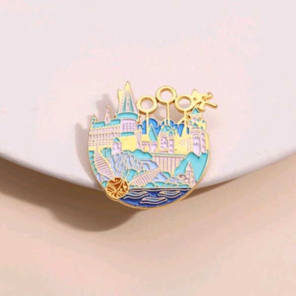 Pin Hogwarts Quidditch - Imagen 2