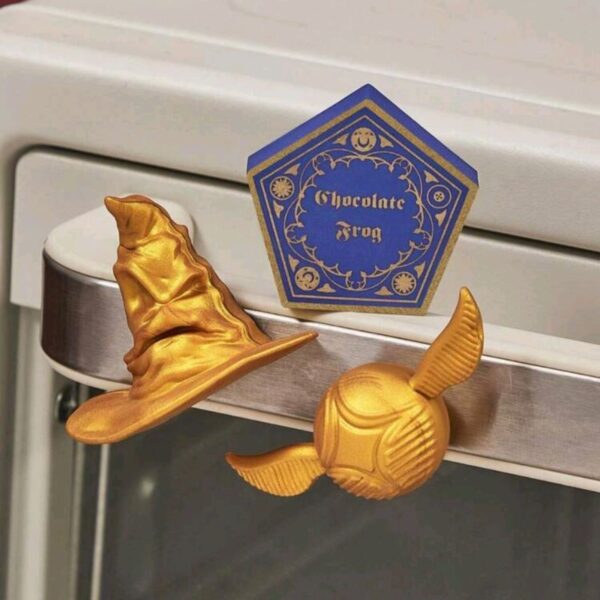 Set Imanes 3D Sombrero Snitch Envoltorio Rana Chocolate - Imagen 3