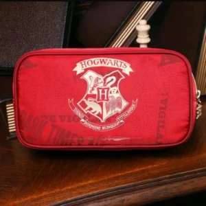 Estuche Rojo Estampado Hogwarts