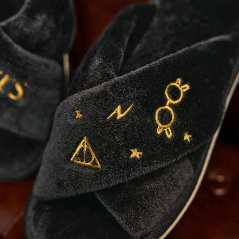 Pantuflas Negras Hogwarts - Imagen 2