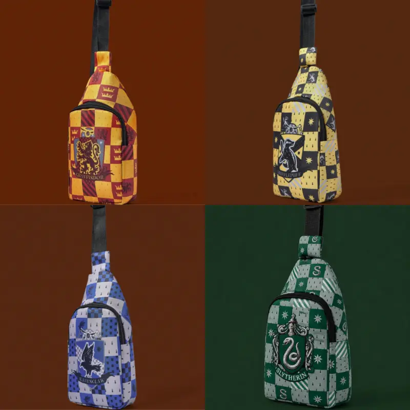 banano cruzado Harry Potter tipo mochila pechera con los diseños y escudos oficiales de las casas Gryffindor Hufflepuff Ravenclaw y Slytherin chile